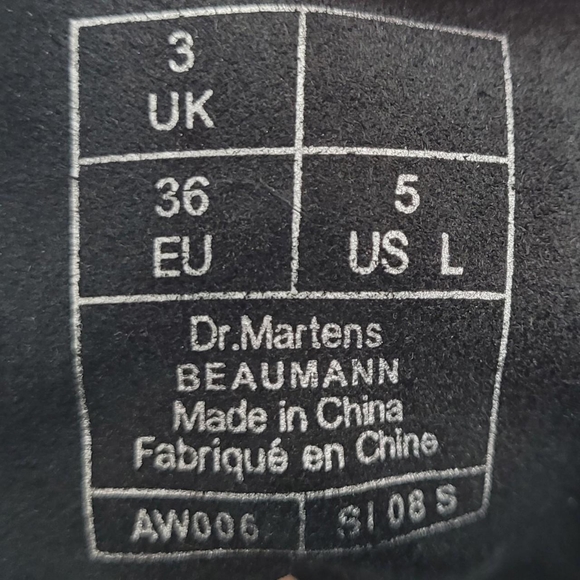 Dr. Martens Beaumann black leather platform ankle boots - Picture 7 of 7